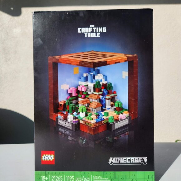 New LEGO Minecraft Crafting Table Toy Building Set 21265 Minecraft Figures, Mobs - Picture 7 of 16